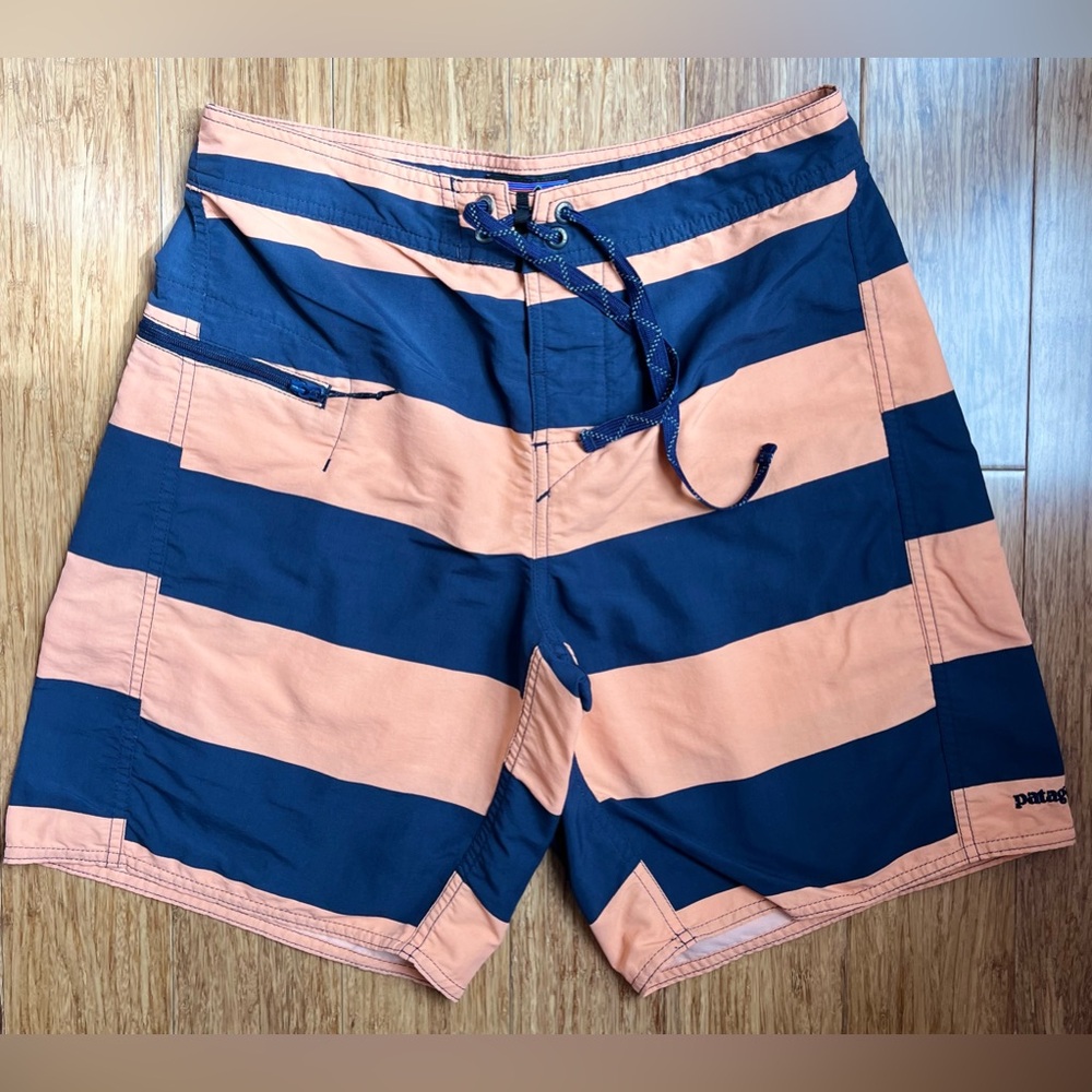 Patagonia swim trunks size 29 blue orange